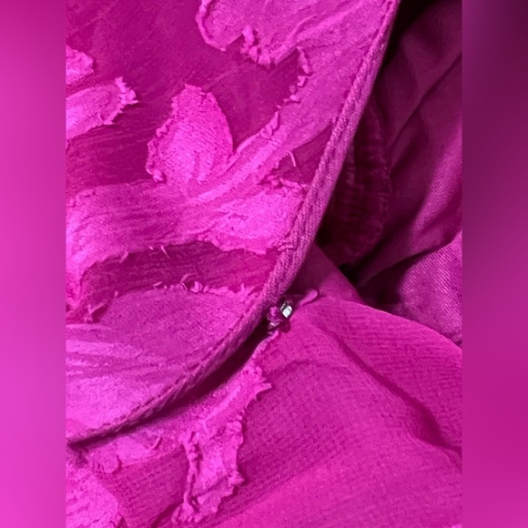 Band Of The Free NWT KISS ME FUCHSIA PEPLUM MINI DRESS Medium - Picture 10 of 13